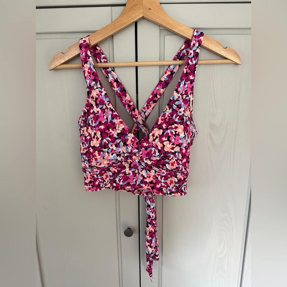 Athleta Bikini Top NWOT